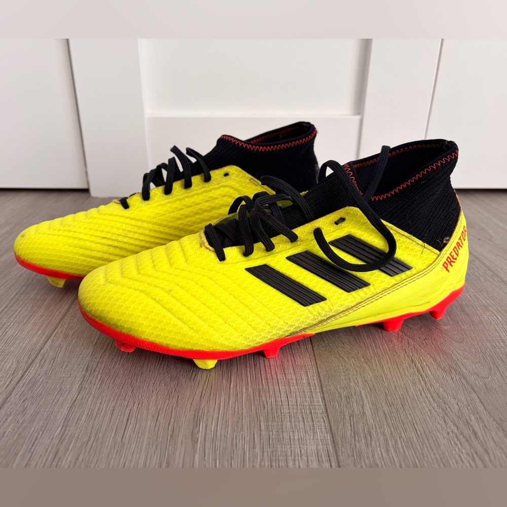 Adidas Predator Soccer Cleats Yellow Red Men’s Size 11